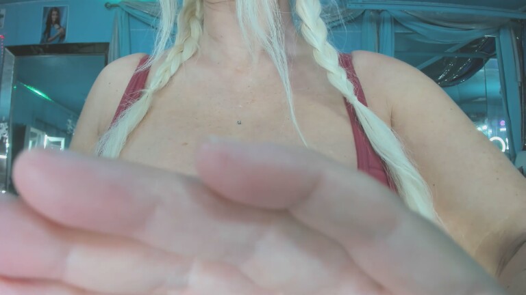 ADRIANNA777's Streamate show and profile