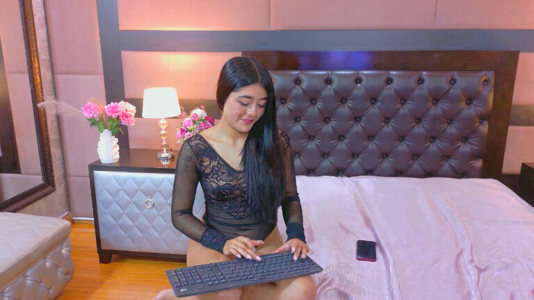 GigiPrice's Streamate show and profile