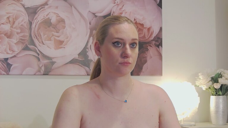 JoleneMegann's Streamate show and profile