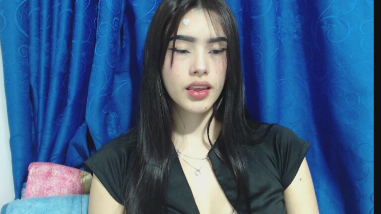 ZakuraSlave's Streamate show and profile