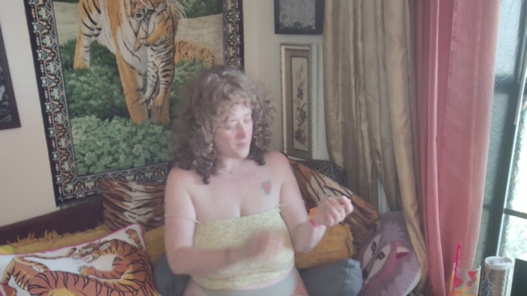 ArieLabai's Streamate show and profile