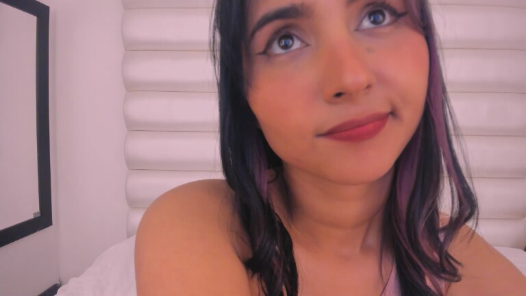 SamanthaLevy's Streamate show and profile