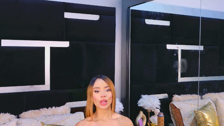 AlanaFerrara's Streamate show and profile