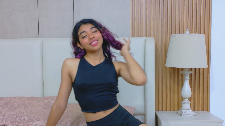 AlejandraOjeda's Streamate show and profile